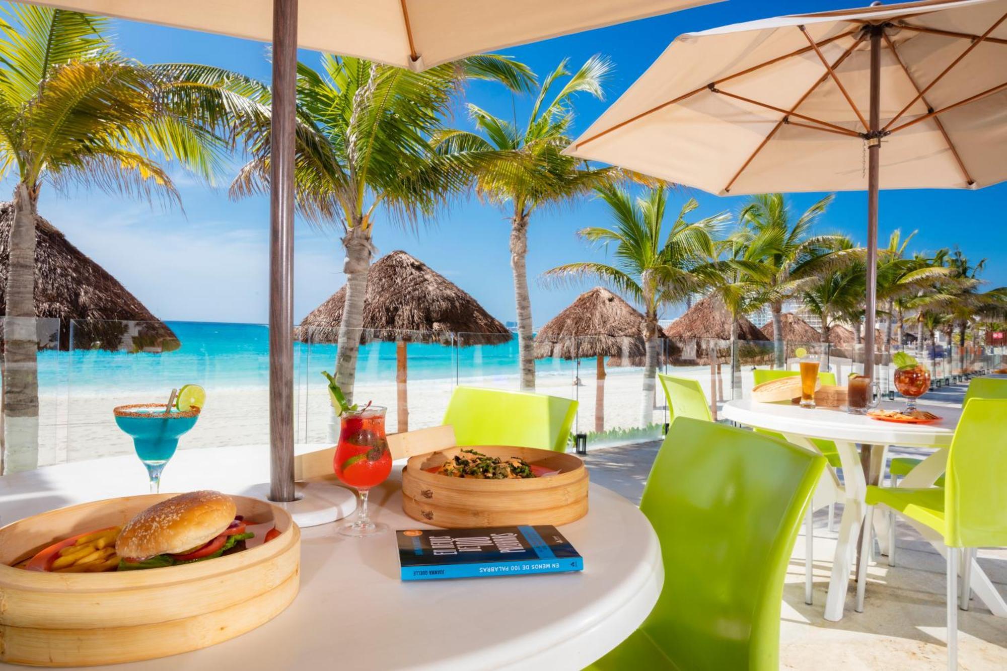 Krystal Cancún Exterior foto